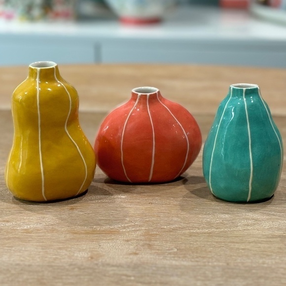 Kri Kri Studio VIT Ceramics Bud Vase Trio - Picture 1 of 9